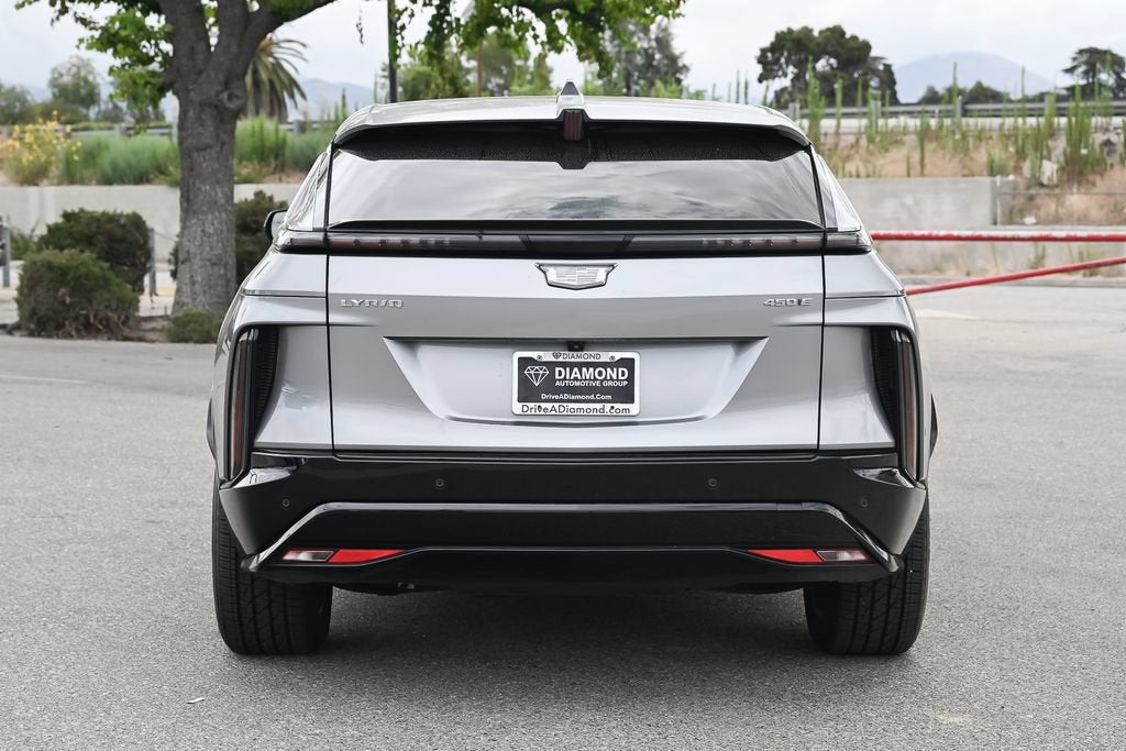 2024 Cadillac LYRIQ Sport 2