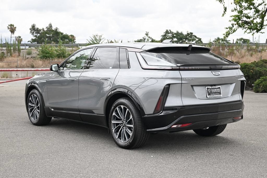 2024 Cadillac LYRIQ Sport 2