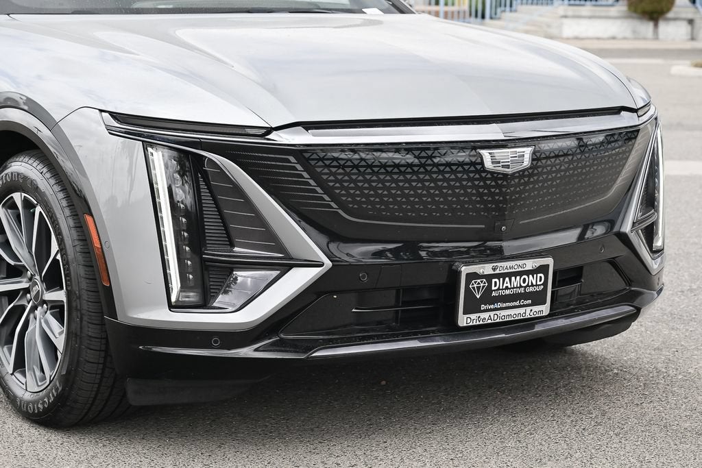 2024 Cadillac LYRIQ Sport 2