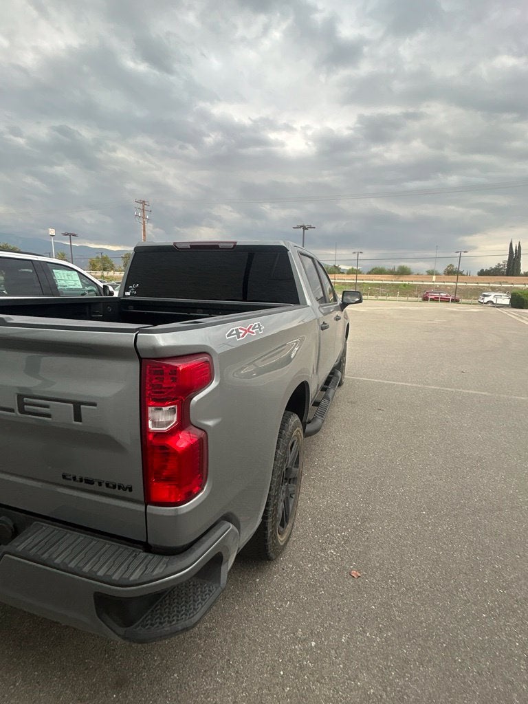 2024 Chevrolet Silverado 1500 Custom