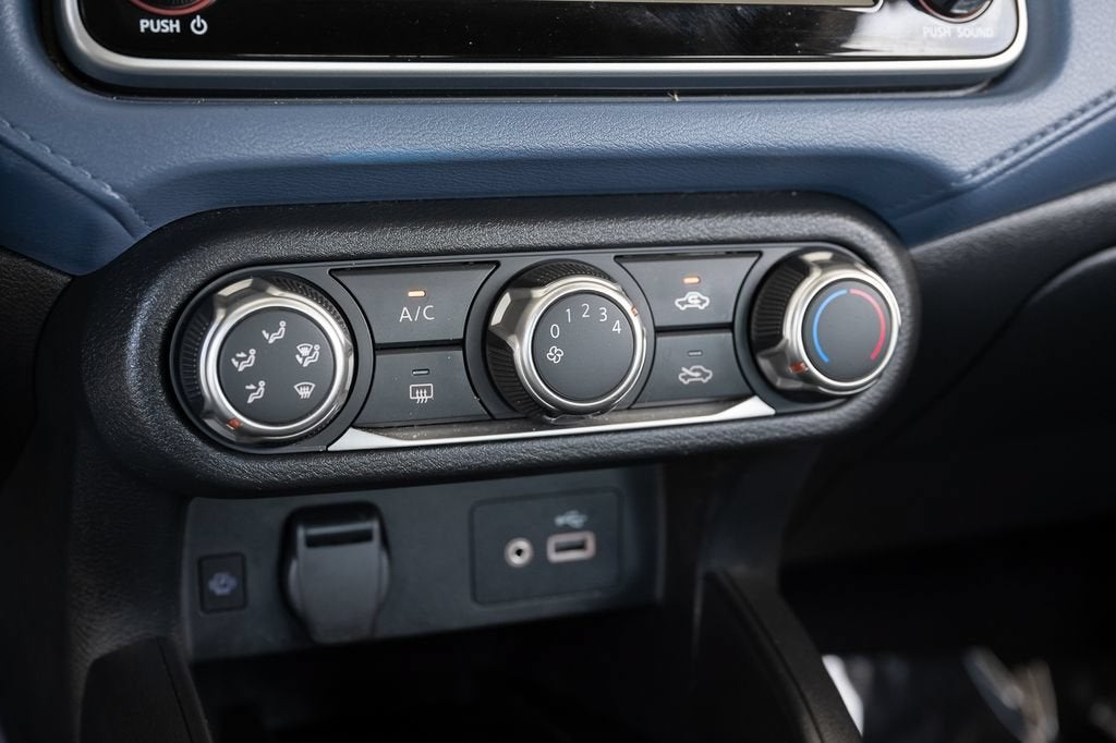 2023 Nissan Versa SV