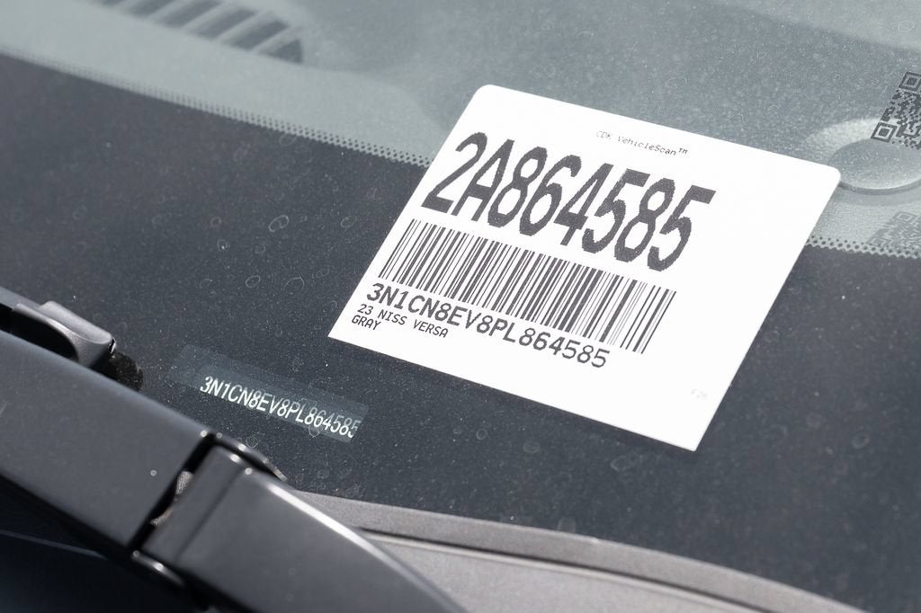 2023 Nissan Versa SV