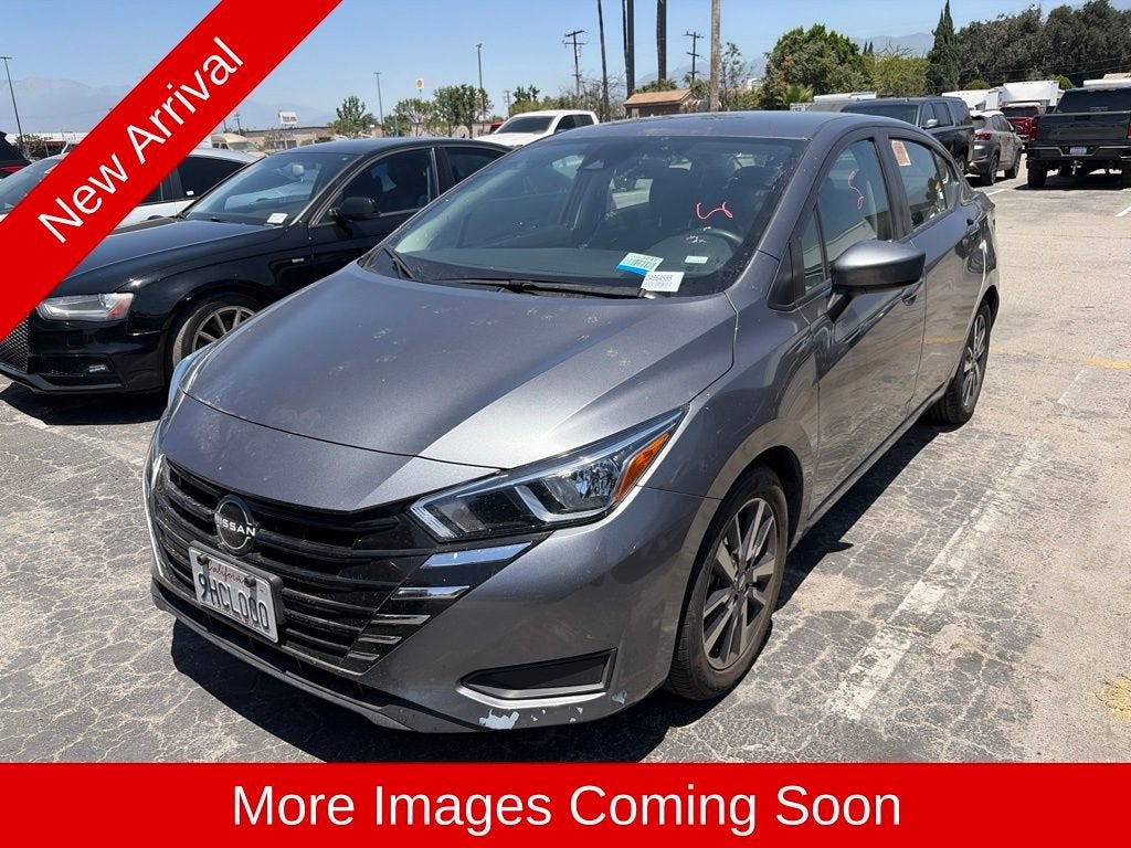 2023 Nissan Versa SV