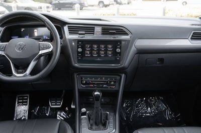 2023 Volkswagen Tiguan SE R-Line Black