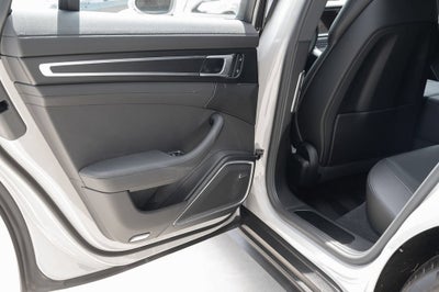 2023 Porsche Panamera NA
