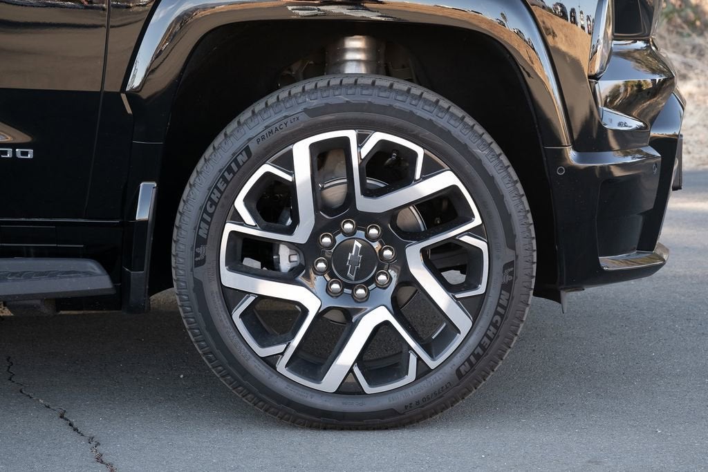 2024 Chevrolet Silverado EV RST
