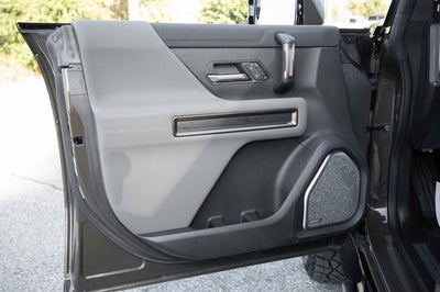 2024 GMC HUMMER EV SUV 2X