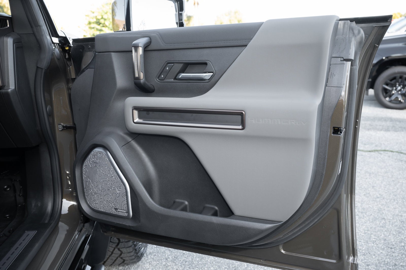 2024 GMC HUMMER EV SUV 2X