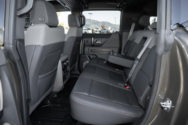 2024 GMC HUMMER EV SUV 2X