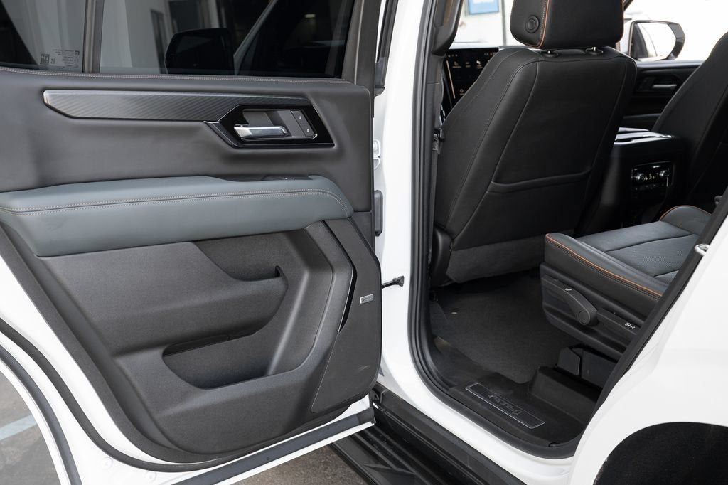 2025 GMC Yukon AT4