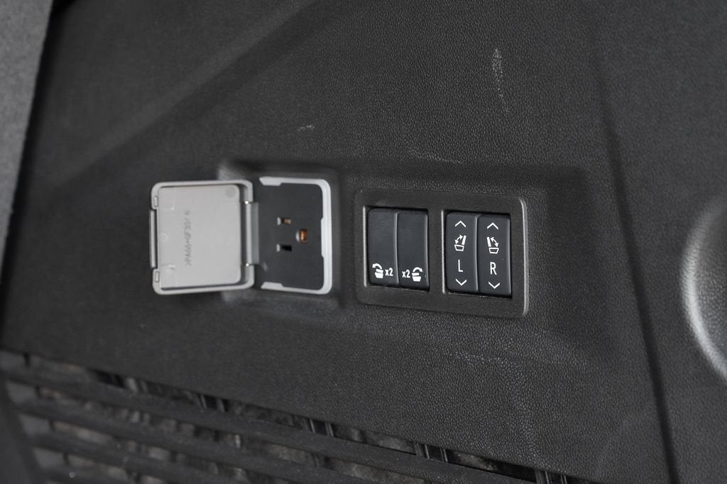 2025 GMC Yukon AT4