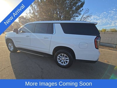 2025 Chevrolet Suburban LT
