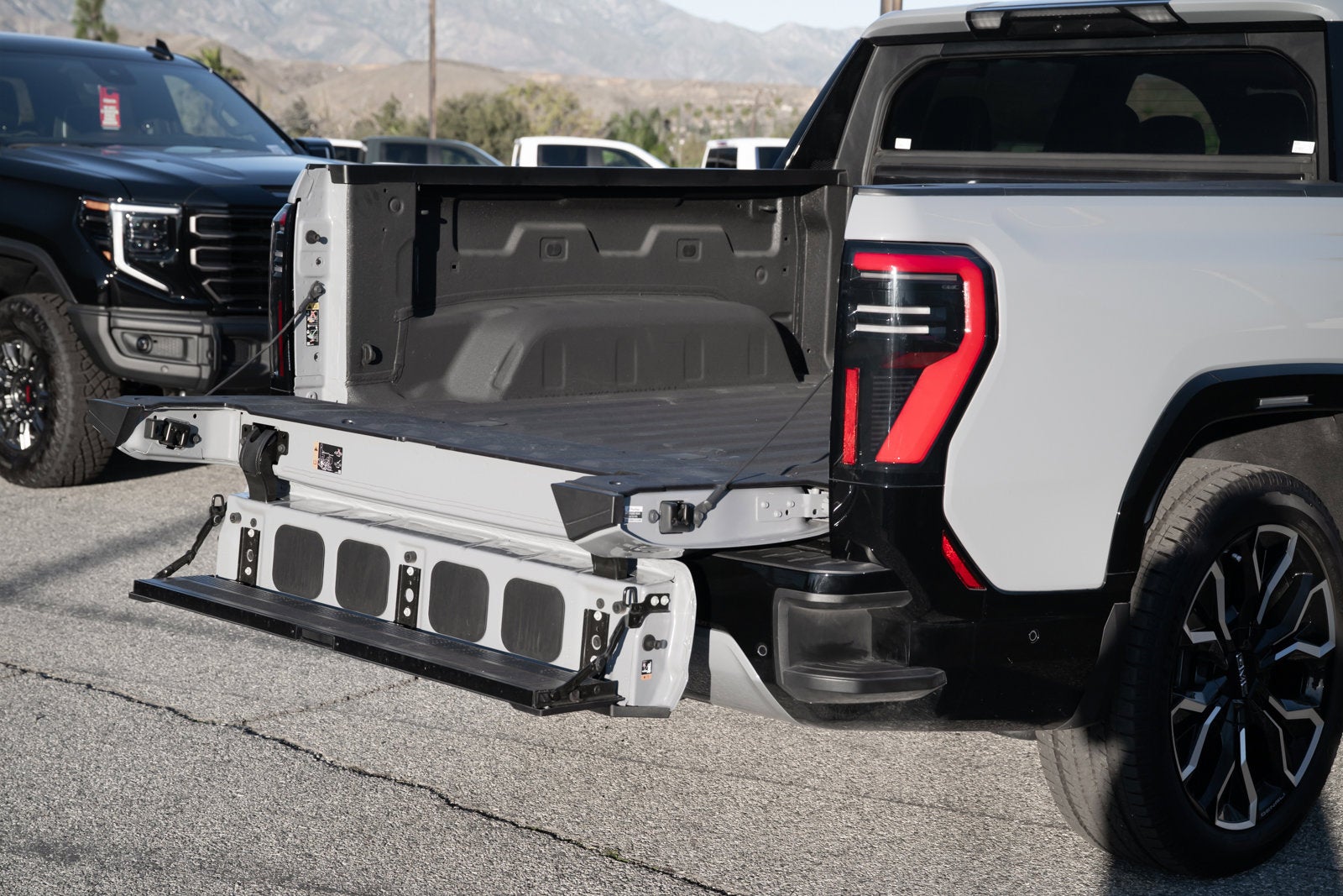 2024 GMC Sierra EV Denali Edition 1