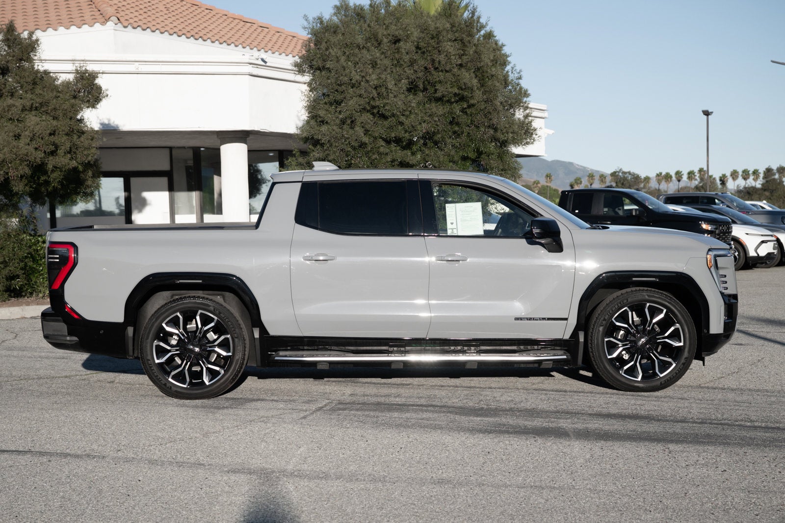2024 GMC Sierra EV Denali Edition 1