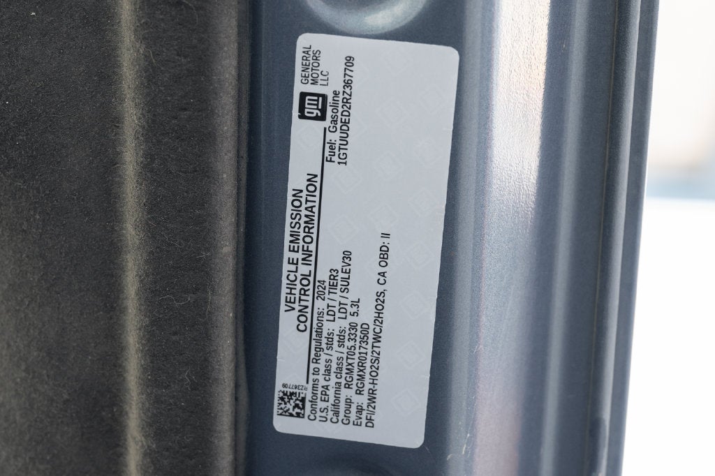 2024 GMC Sierra 1500 SLT