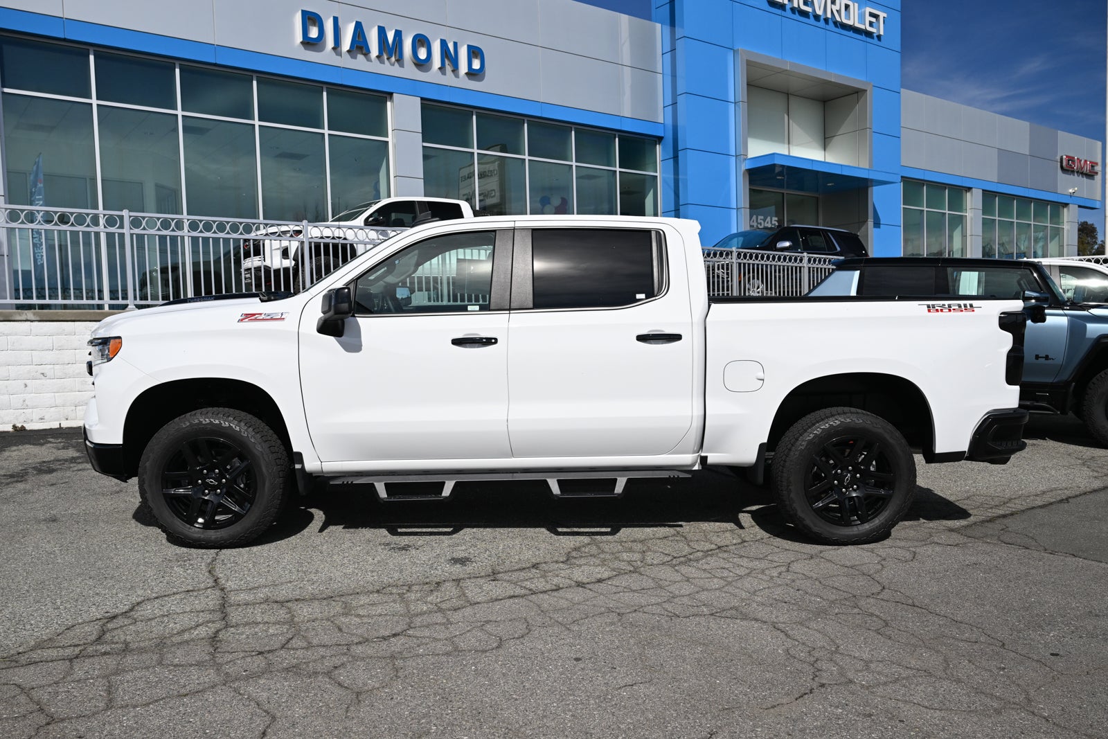 2025 Chevrolet Silverado 1500 LT Trail Boss