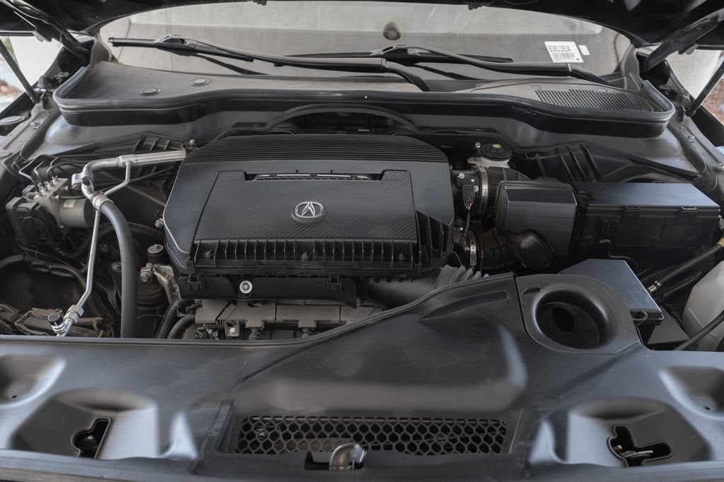 2024 Acura MDX w/Technology Package