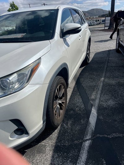 2017 Toyota Highlander LE