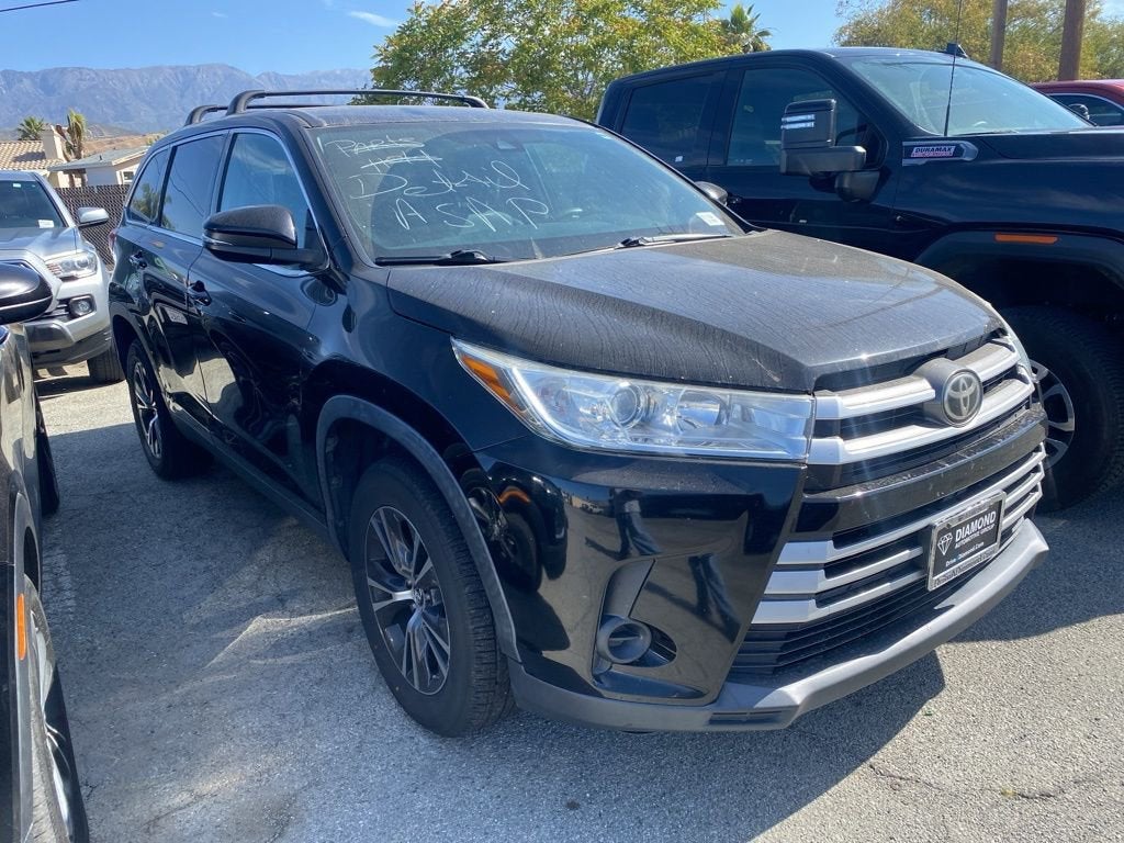 2019 Toyota Highlander LE