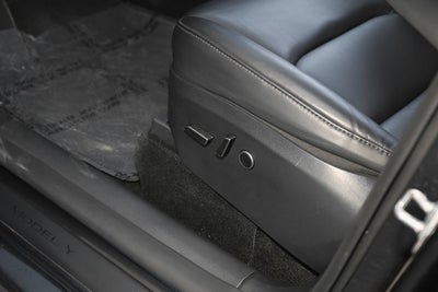 2024 Tesla Model Y Performance