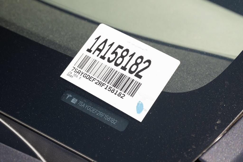 2024 Tesla Model Y Performance
