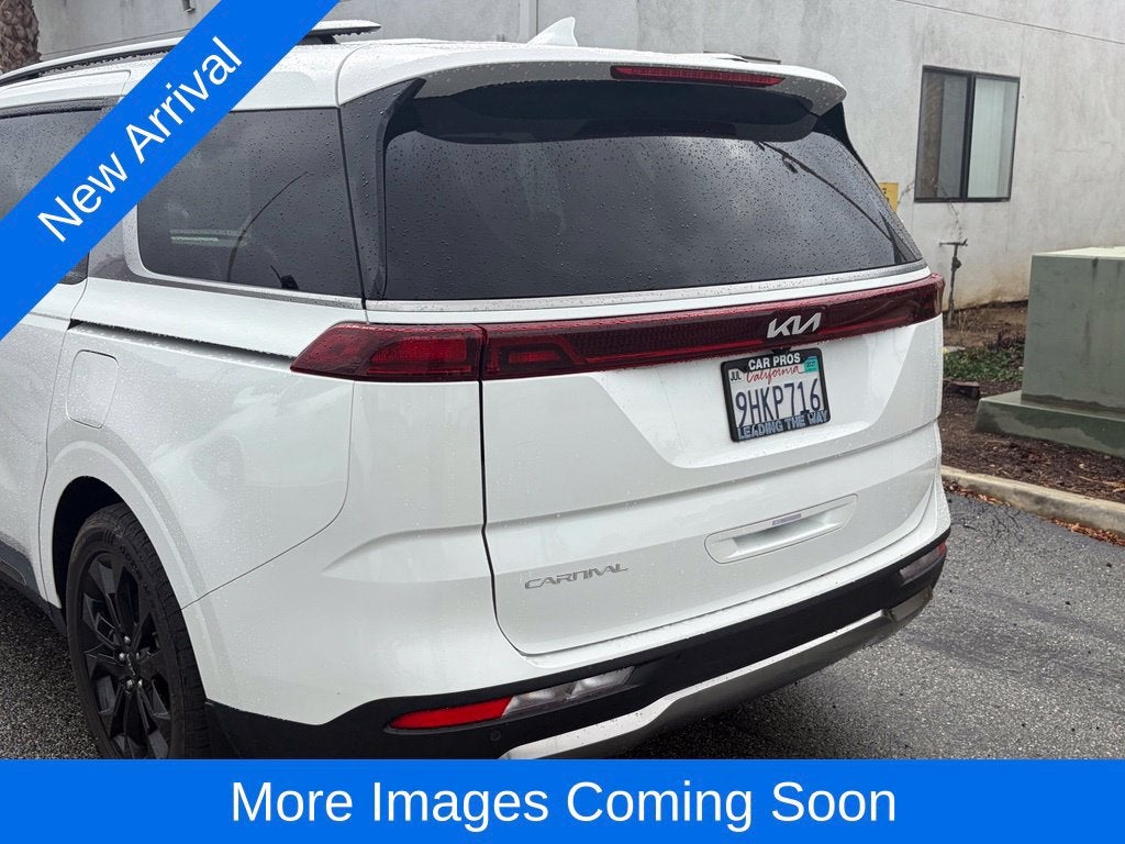 2024 Kia Carnival SX