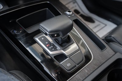 2024 Audi Q5 S line Premium Plus