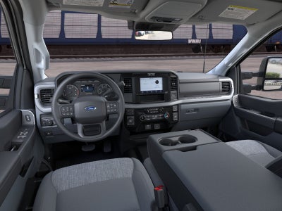 2026 Ford Super Duty F-350® XLT