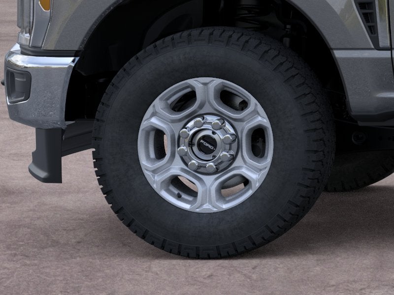 2026 Ford Super Duty F-350® XLT