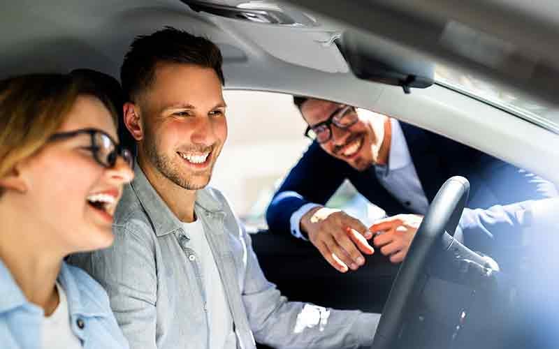 customer applying for financing